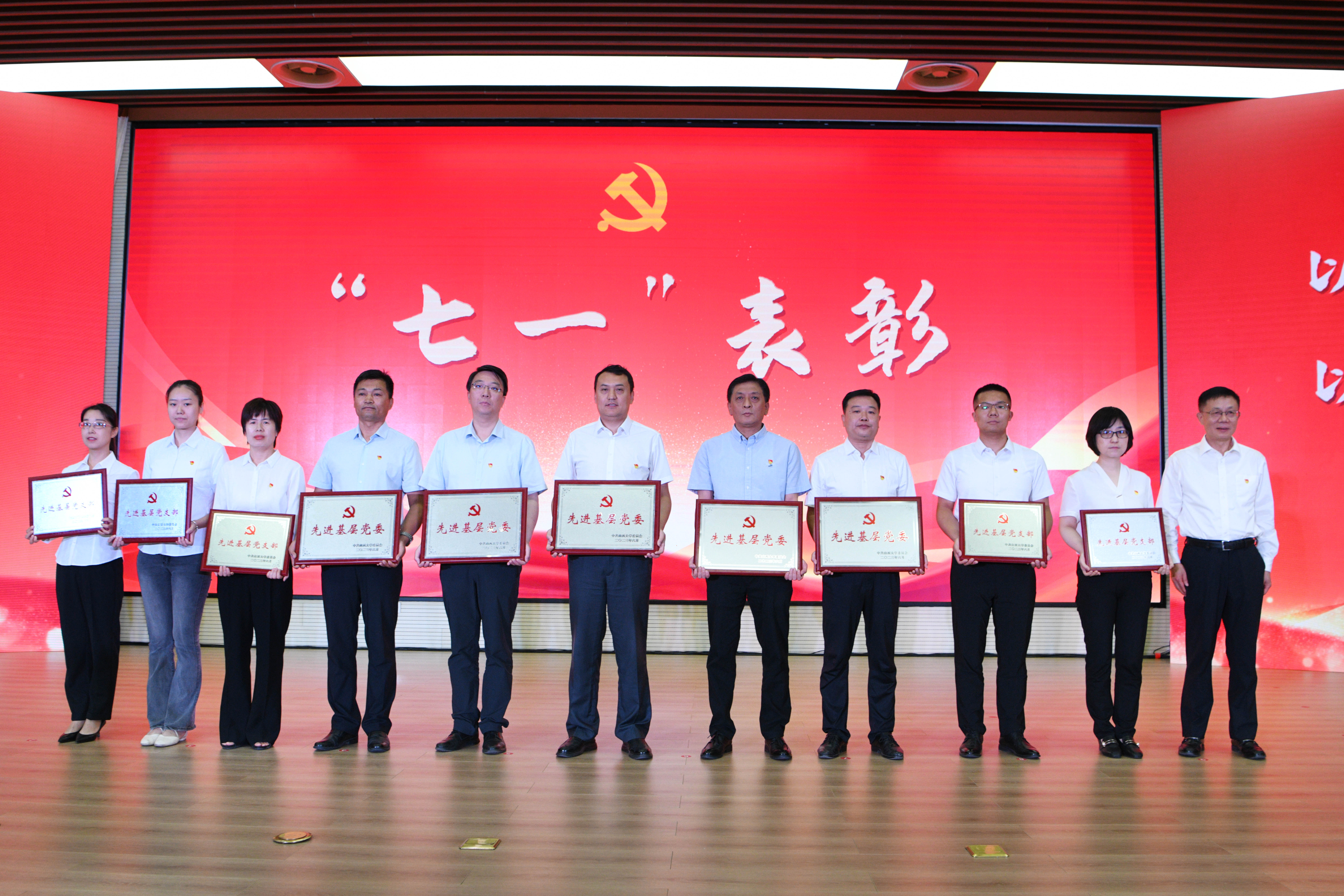 f87a3017ac3641e28660af3562151f7f.jpeg f87a3017ac3641e28660af3562151f7f.jpeg