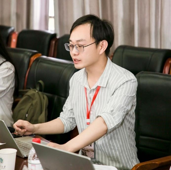 4fd99dff9510463ead40009067f04aa4.jpg 4fd99dff9510463ead40009067f04aa4.jpg